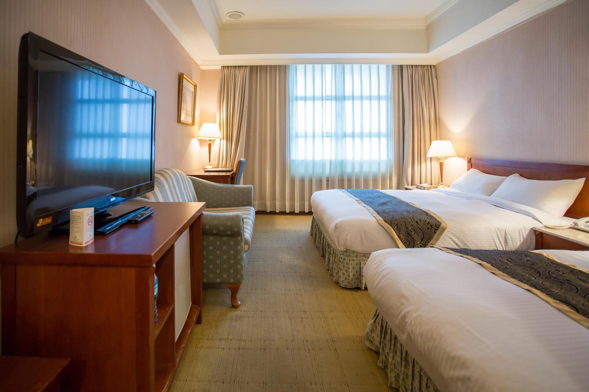 Grand Boss Hotel Yilan Phòng bức ảnh