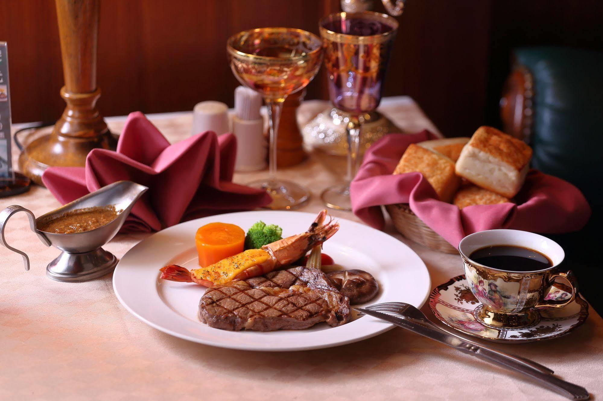 Grand Boss Hotel Yilan Ngoại thất bức ảnh